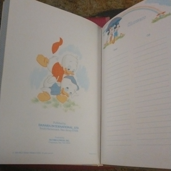 Vintage 1983 Walt Disney baby record book - Picture 4 of 4